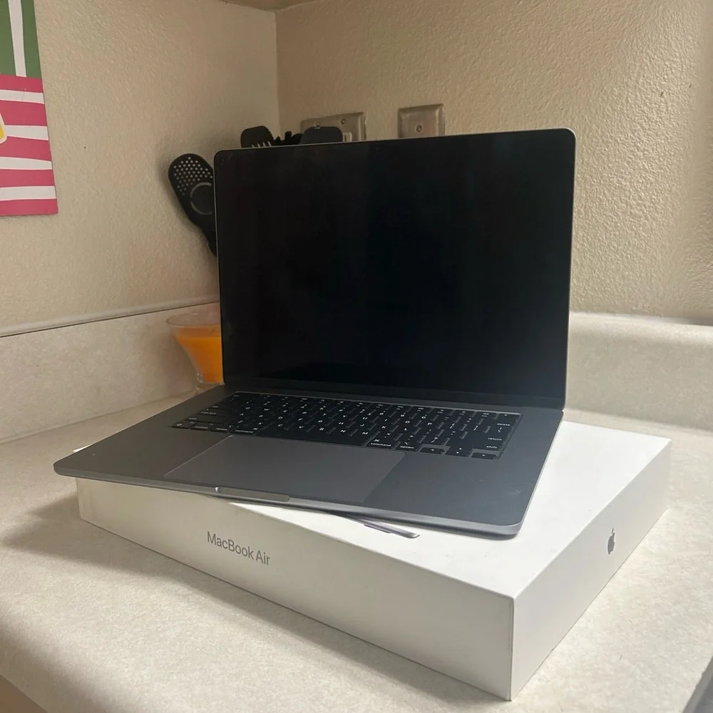 Apple MacBook Air - Dark Gray